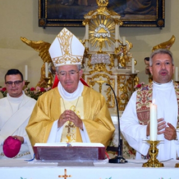 Iskolai évnyitó szentmise (Veni Sancte) a szanyi római katolikus templomban