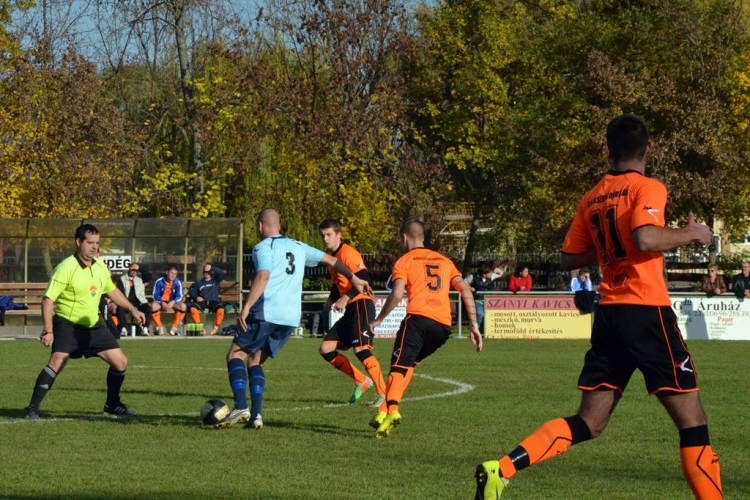 Szany-Rábaszentandrás 2:0 (1:0)megyei II. o. soproni csoport bajnoki labdarúgó mérkőzés