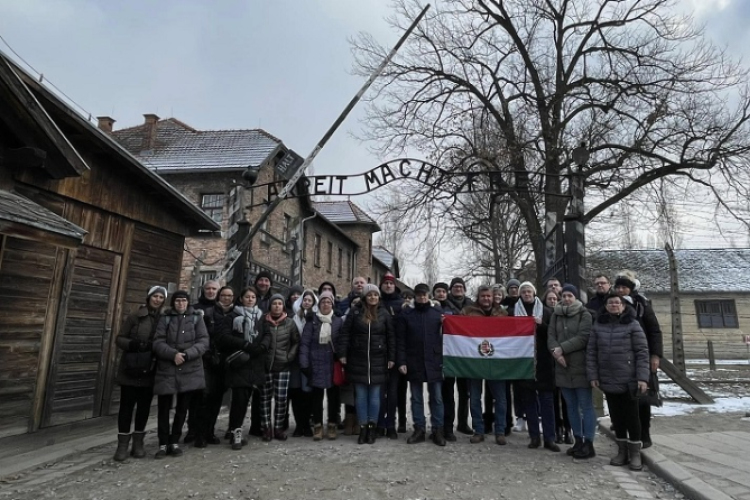 Krakkó-Auschwitz utazás a Hunyadival