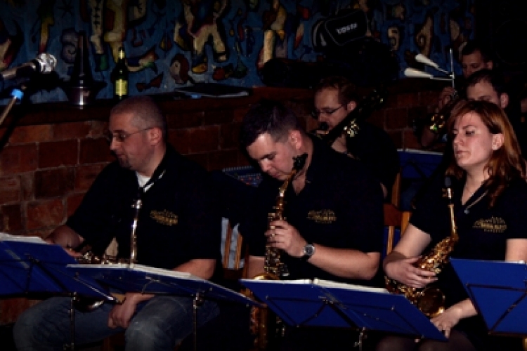 Hanság Big Band - Vasárnapi jazz