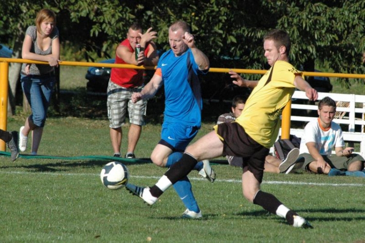 Vág-Rábapatona 2:2 (0:2) megyei III. o. bajnoki labdarúgó mérkőzés