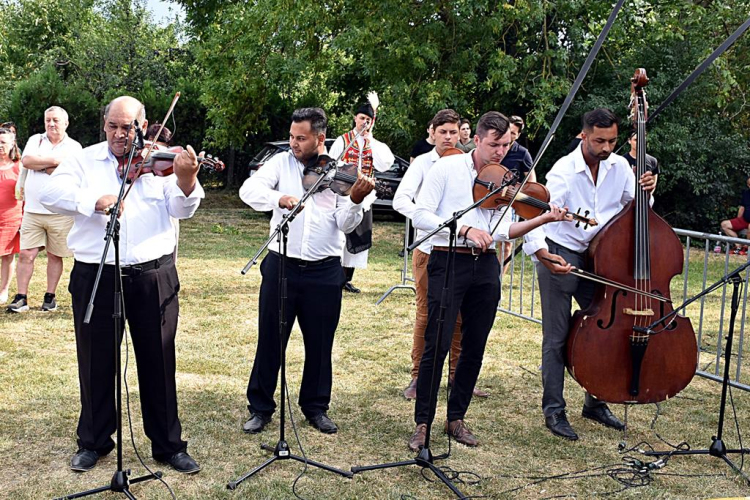 Szanyi búcsú délutáni program.