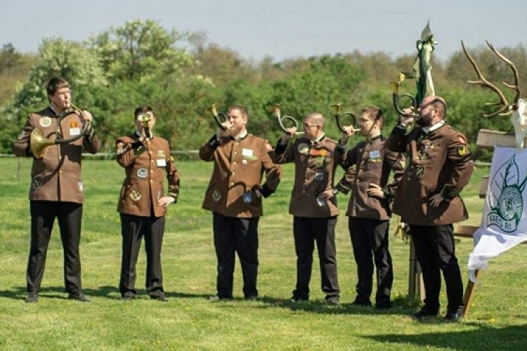 Egyetemisták vadászvetélkedőjét rendezték Göbös-majorban