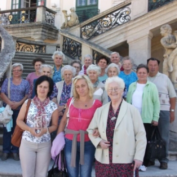 A Fertő környékére kirándult a csornai Öregek Napközi Otthona