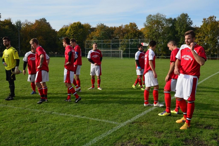 Szany-Vitnyéd 6:2 (2:2) soproni csoport, megyi II. o. bajnoki labdarúgó mérkőzés.